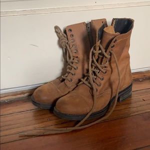 Steve Madden camel brown combat boots